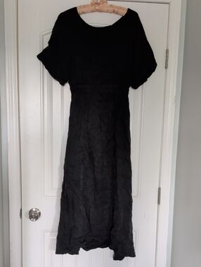 Classic Black Midi Dress - Elegant Everyday Style